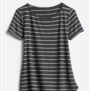 PINK CLOVER Daisee Button Back Detail Knit Top